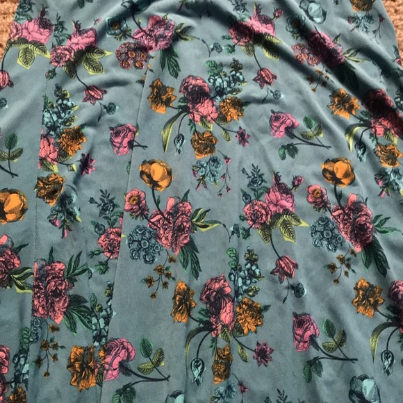 Lularoe skirt - Picture 2 of 3